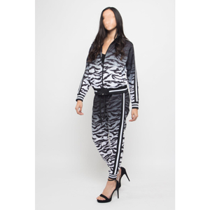 Ensemble de survêtement décontracté pour femme, coupe-vent et respirant, avec sweat à capuche et pantalon de jogging, confortable, style streetwear, logo personnalisé sur le devant, vente en gros - Product Image 5
