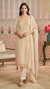 Salwar Kameez semi-cousu en viscose Lotus Simmer avec broderie jacquard, style moderne pour fêtes, mariages et Diwali - Product Image 3