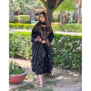 Conjunto de traje de trabajo bordado con lentejuelas para mujer para ropa de fiesta - Product Image 2