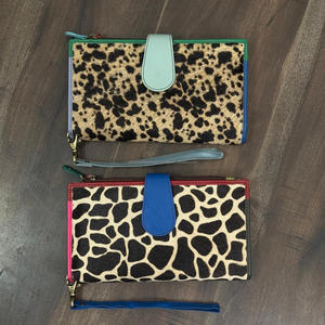 กระเป๋าสตางค์ผู้หญิงหนังพิมพ์ลายสัตว์รีไซเคิลคุณภาพสูงจากนักออกแบบใหม่บัตรเครดิตบัตรเอทีเอ็มกระเป๋าสตางค์แบบสองพับพร้อมสายคล้องข้อมือสำหรับผู้หญิง - Product Image 4