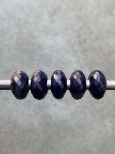 Cuentas de Sodalita Natural Facetadas con Orificio Grande, Cuentas Redondas Tipo Donut de 5mm para Fabricación de Joyería, DIY, Pulseras y Collares - Product Image 3