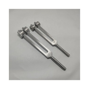 Diapason orthopédique de diagnostic 512 Hz, instrument médical réutilisable en aluminium pour l'évaluation neurologique et physique - Product Image 3