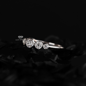 Five Stone Bezel Set Diamond Ring 14K Gold Lab Grown Diamond Wedding Ring Bridal Anniversary Gift OEM ODM Jewelry Supplier - Product Image 3