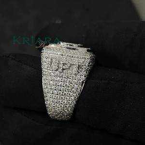 แหวนค็อกเทลเงินแท้ 925 สำหรับผู้ชาย ประดับโมอิสซาไนต์แบบฝังเพชร ลายตัวเลข สไตล์ฮิปฮอป เหมาะสำหรับใส่ทุกวัน - Product Image 4