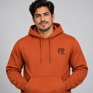 Sweat-shirt pour homme tendance, conçu avec des matériaux de qualité supérieure, intérieur doux, respirant, coupe décontractée et aspect élégant. - Product Image 1