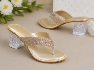 Sandales compensées à talon moyen en strass dorés, bout ouvert, en Raxine, pour femme, idéales pour les fêtes et mariages, à enfiler - Product Image 4