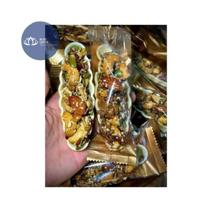 ขนมเวียดนามยอดนิยม ถั่วอบรวมรูปเรือ รสกรุบกรอบ บรรจุภัณฑ์แบบถ้วย - Product Image 1