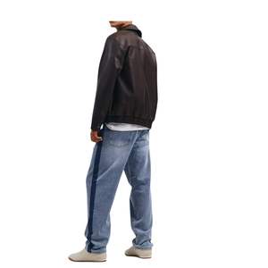 Jeans de Mezclilla para Hombre, Corte Recto, con Panel Lateral en Contraste, Personalizados al por Mayor, Moda Casual y Urbana, OEM ODM - Product Image 3