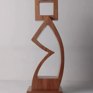 Coeur en bois artisanal, objet décoratif, symbole d'amour minimaliste, pour table, étagère et décoration de salon moderne, provenant d'Inde - Product Image 1