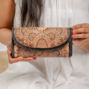 New Arrival Wholesale Purses Multi Card Slots Holder Long Style Genuine Leather Flower Hand Tooled Set Of 2 Pcs Women <b>Wallets</b> - Product Image 1