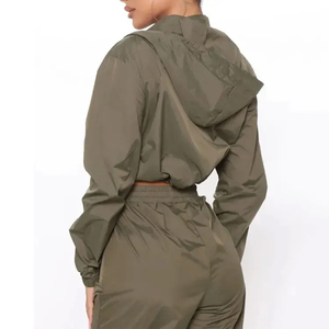 Conjunto Deportivo Casual de 2 Piezas para Mujer, Color Verde Oliva, con Capucha, Manga Larga, Corte Regular, Color Sólido, Transpirable y Ecológico, Pantalones Largos - Product Image 3
