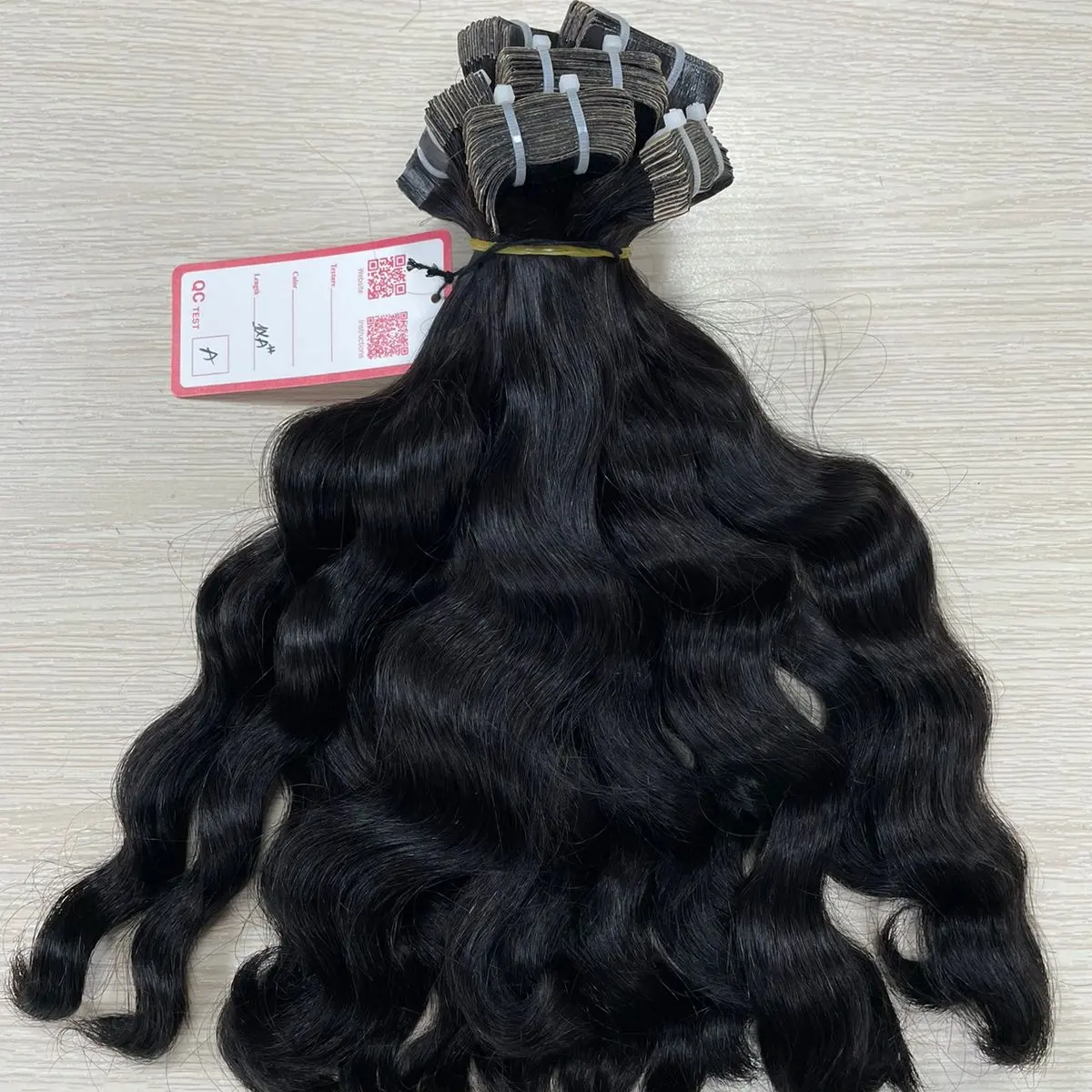 Wholesale Body wavy Tape hair extensions short size #1b 100% human hair no tangle no shedding