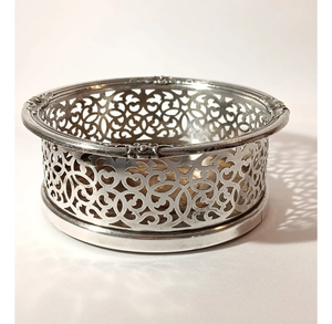 Gorgeous Design Elegant Handcrafted Piece Embossed Grapes Leaf Design Aluminium Bottle Coaster At Acceptable Price - Product Image 5