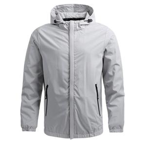 Veste d'extérieur vierge personnalisable avec logo, coupe-vent imperméable, manteau décontracté oversize pour homme - Product Image 1