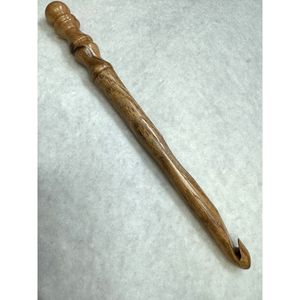 Outil de crochet moderne en bambou et bois avec résine pour le travail créatif du fil, produit artisanal en bois - Product Image 5