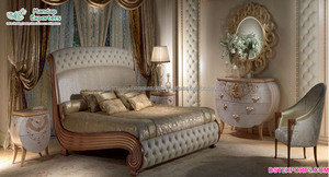 Ensemble de chambre à coucher et lit en teck moderne, artisanat de designer, accents dorés sculptés à la main, mobilier de chambre luxueux et personnalisable - Product Image 4