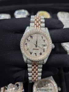 Montres Hip Hop de Luxe Faits Main Entièrement Serties de Diamants Moissanite VVS1 avec Cadran en Verre et Mouvement Automatique, Bracelet Dissimulé – Vente Flash - Product Image 2