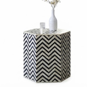 Mesa de Centro Clásica Redonda con Incrustaciones de Hueso, Patrón Floral, Hecha a Mano, para Sala de Estar, Estilo Boho Moderno, Base de Pedestal de Madera Sólida - Product Image 3