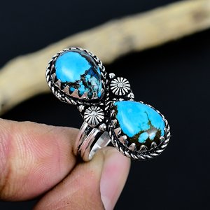 Bague de créateur unique en laiton, ajustable, faite à la main, avec pierre précieuse turquoise naturelle, style traditionnel - Product Image 1