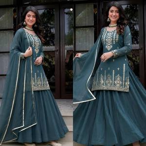 Salwar Kameez en polyester brodé bleu sarcelle, robe traditionnelle longue pour femme, tenue de mariage Inde Pakistan, coupe classique - Product Image 5