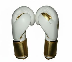 Guantes de Boxeo MMA de Diseño Dorado de Alta Calidad, Transpirables y Ligeros, con Agarre en las Manos, Acolchado de Espuma y Absorción de Humedad - Product Image 3