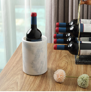 Seau à glace vertical en marbre pour vin et bière avec incrustation en laiton, écologique et personnalisable pour les fêtes - Product Image 6