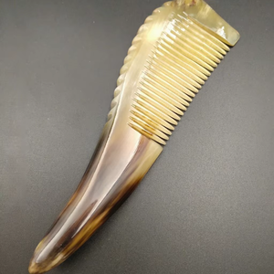 Ensemble de peignes en corne, design tendance, naturel, pour le soin des bébés et la beauté féminine, fait main, écologique, pour un usage quotidien - Product Image 3