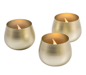 Porte-bougie en métal de luxe avec surface polie lisse pour la décoration intérieure haut de gamme et l'ambiance hôtelière - Product Image 5