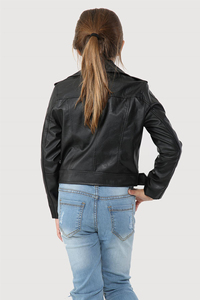 Fábrica de Chaquetas de Cuero para Niños Personalizadas con Material de Cuero Suave, Marca Personalizada, Suministro al por Mayor para Importadores Globales de Ropa Infantil - Product Image 4