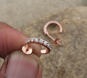 Boucles d'oreilles pendantes scintillantes en argent sterling 925 plaqué argent CZ de haute qualité, bijoux de mode minimalistes de luxe pour femmes - Product Image 3