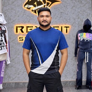 ชุดรักบี้แบบกำหนดเองสำหรับผู้ชาย เสื้อและกางเกงขาสั้นทีมแบบสั่งทำพิเศษ น้ำหนักเบา ระบายอากาศได้ดี เหมาะสำหรับสโมสรและงานกีฬา - Product Image 1