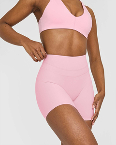 Shorts unis rose pétale uniques pour femmes, taille haute, avec ceinture compressive et tissu performant anti-transpiration - Product Image 5