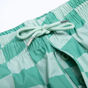 Shorts de plage imprimés pour hommes de qualité export, séchage rapide, en polyester, pour l'été, avec logo personnalisé, fabricant OEM en gros - Product Image 3
