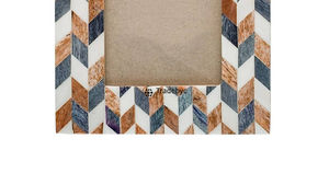 Marco de Fotos Creativo con Incrustaciones de Resina Hecho a Mano de Primera Calidad con Acabado Brillante y Opción de Logotipo Personalizado - Decoración de Lujo por Tradebyd - Product Image 4