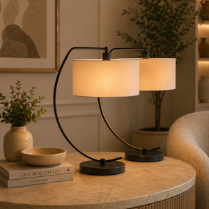 Lampe de table en métal Royal Eclipse avec base ovale en fer doré, abat-jour en tissu bordeaux de qualité supérieure, éclairage ambiant chaud pour les intérieurs de luxe - Product Image 6