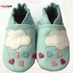 Zapatos de Cuero Hechos a Mano para Bebé, Suela Suave, Cómodos, Elegantes y Transpirables, Primeros Zapatos para Caminar, Calidad Premium - Product Image 1