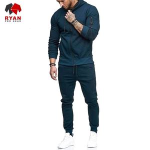 Survêtement pour homme personnalisé Ryan Pro Gear, respirant, couleur unie, grandes tailles, impression ou broderie de logo personnalisé, vente en gros - Product Image 1