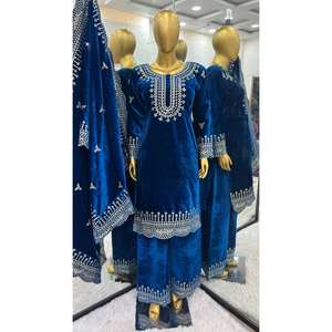 Top de fête pour femmes styliste-Ensemble Sharara et Dupatta avec séquence de broderie lourde - Product Image 5