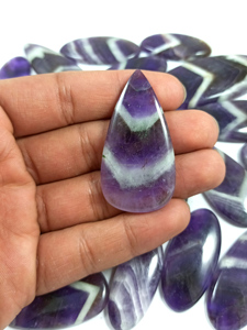 Radha Arts Chevron Amethyst Natural Cabochons Gemstone Jewelry Making Pendant High Quality Purple Color 20mm-40mm Size Rajasthan - Product Image 5