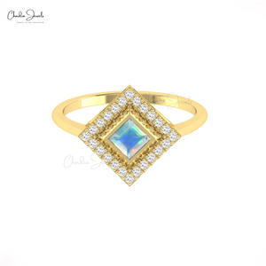Anillo de Boda de Oro Puro de 14K con Ópalo Etíope, Diseño Moderno, Engaste de Bisel, Gema de 0.32CTW en Halo de Diamantes, Sin Níquel, Joyería Fina - Product Image 4