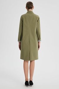 Gabardina Larga Verde Oliva para Mujer, Manga Larga, Cuello con Muescas, Cierre de Botones, Color Sólido, Algodón, Ropa de Abrigo para Otoño - Product Image 2
