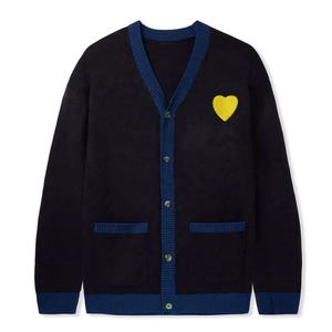 Cardigan noir à col en V pour femme avec applique cœur rouge, pull tricoté à manches longues, tenue décontractée d'automne, 100 % acrylique - Product Image 6