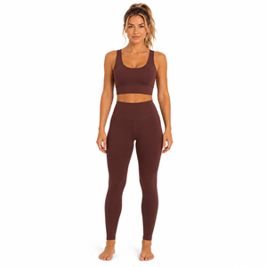 Ensemble de yoga compressif pour femmes : Leggings taille haute et brassière de sport respirants et sans coutures pour l'entraînement, la gym et le fitness – Vente en gros OEM - Product Image 3