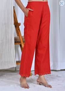 ชุดคุร์ตะทรงเอไลน์สีแดงแบบพินทัค พร้อมผ้าคลุมไหล่โคตาโดริยา - Product Image 2