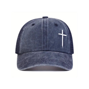 Gorra trucker de béisbol cristiana vintage de algodón lavado personalizado con bordado de cruz y parte trasera de malla, con efecto desgastado - Product Image 2