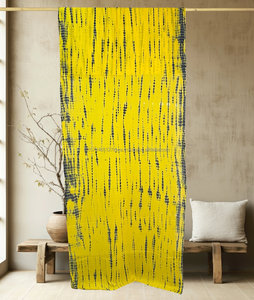Boho Chic Coton Shibori Tie Dye Rideaux Panneaux de chambre à coucher faits à la main et cantonnières de salon Cantonnières uniques Rideaux - Product Image 1
