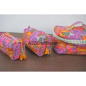 Ensemble de 3 trousses de toilette et de maquillage en coton imprimé à la main, grand format, avec fermeture éclair, imperméables, écologiques, durables, pour le voyage - Product Image 3