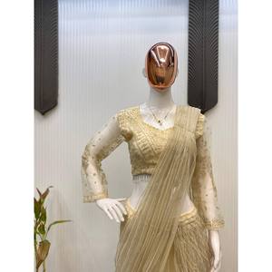 ชุดผ้าส่าหรีสีเบจสำหรับงานปาร์ตี้ชุดราตรีออกแบบโดยดีไซเนอร์ - Product Image 1