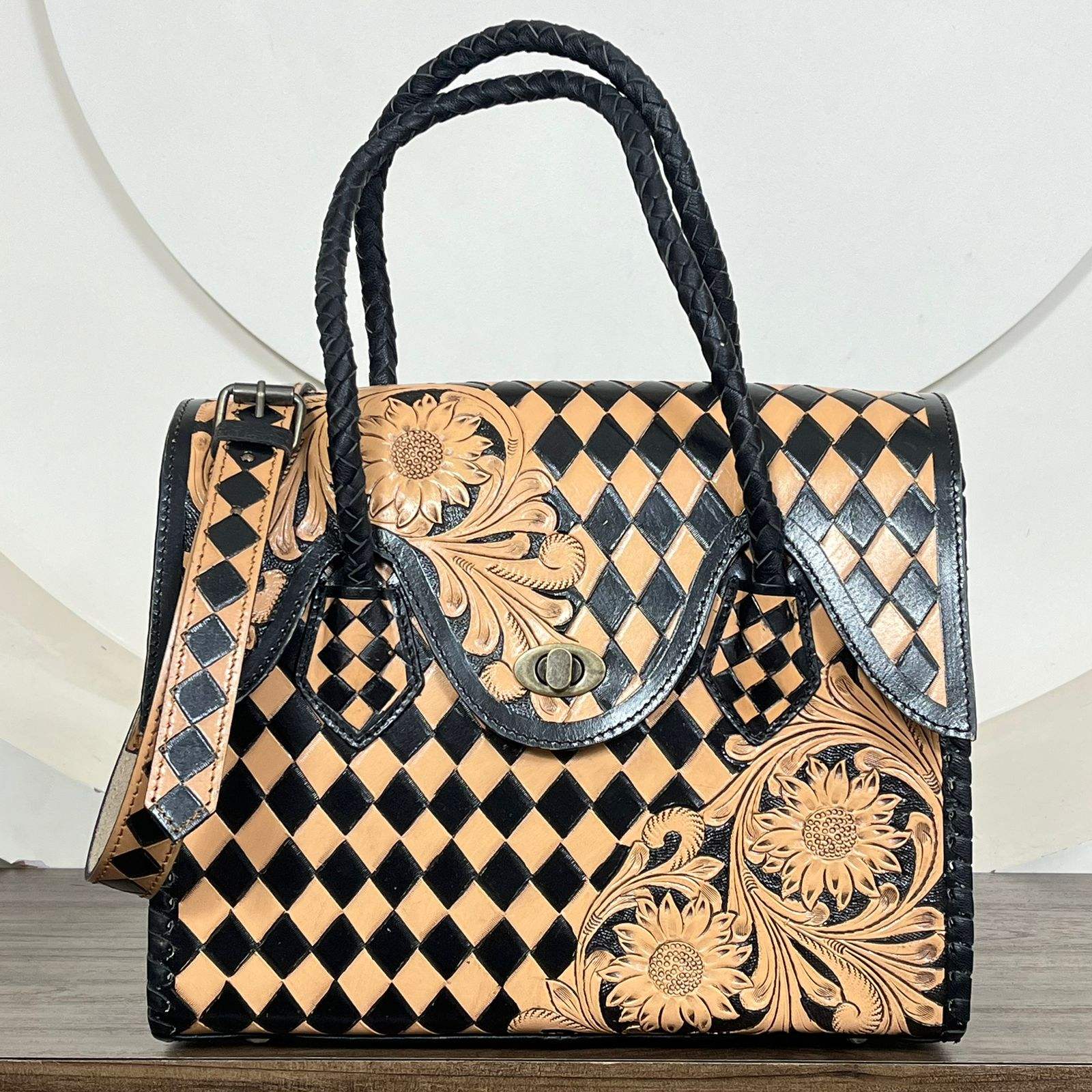 Black & Tan Checkered