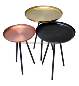 Ensemble de 3 tables d'appoint modernes rondes en cuivre, or et noir avec 3 pieds au design émaillé pour une décoration unique de meubles de salon - Product Image 1